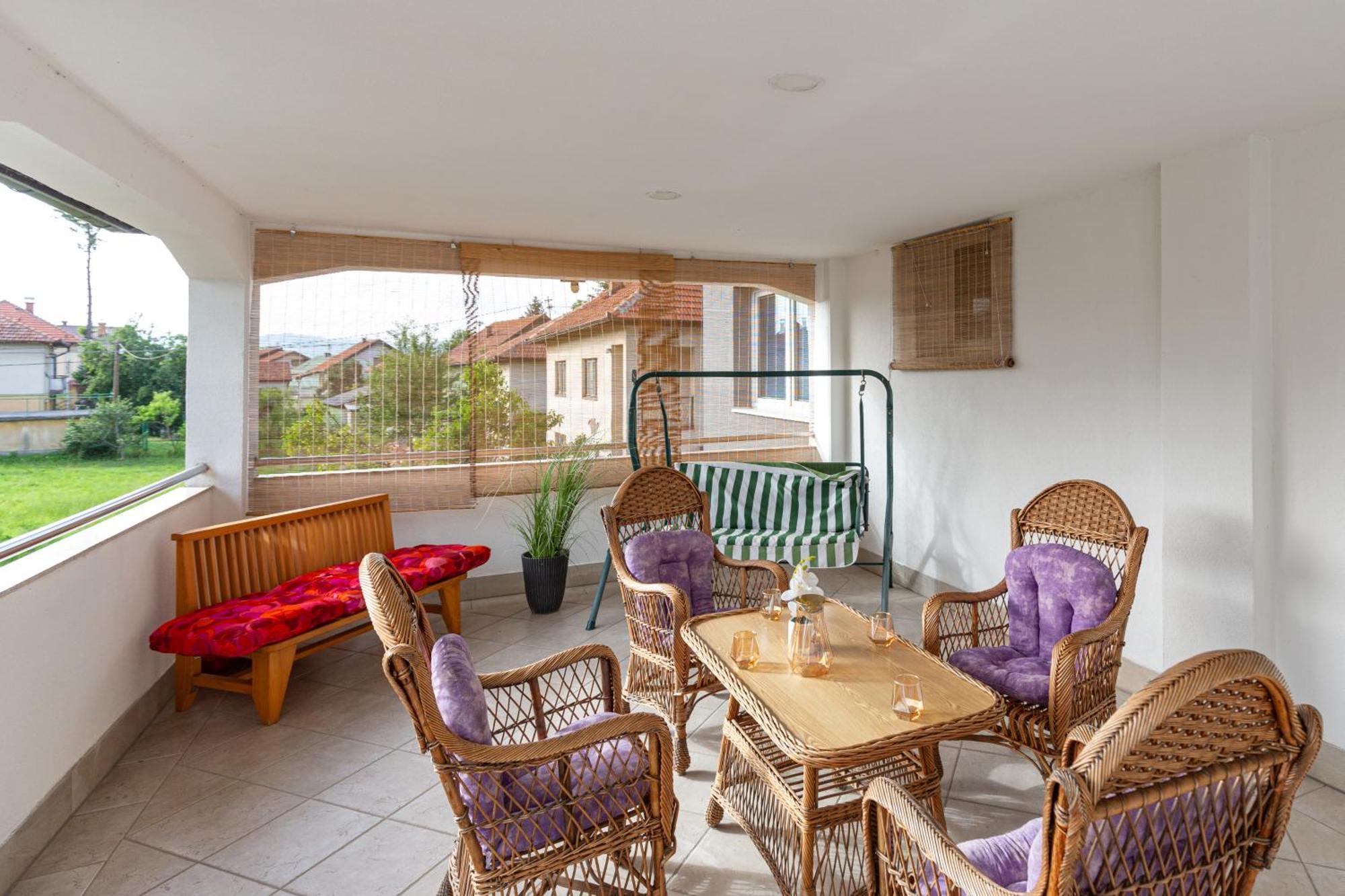 Evergreen Apartments Visoko Kültér fotó