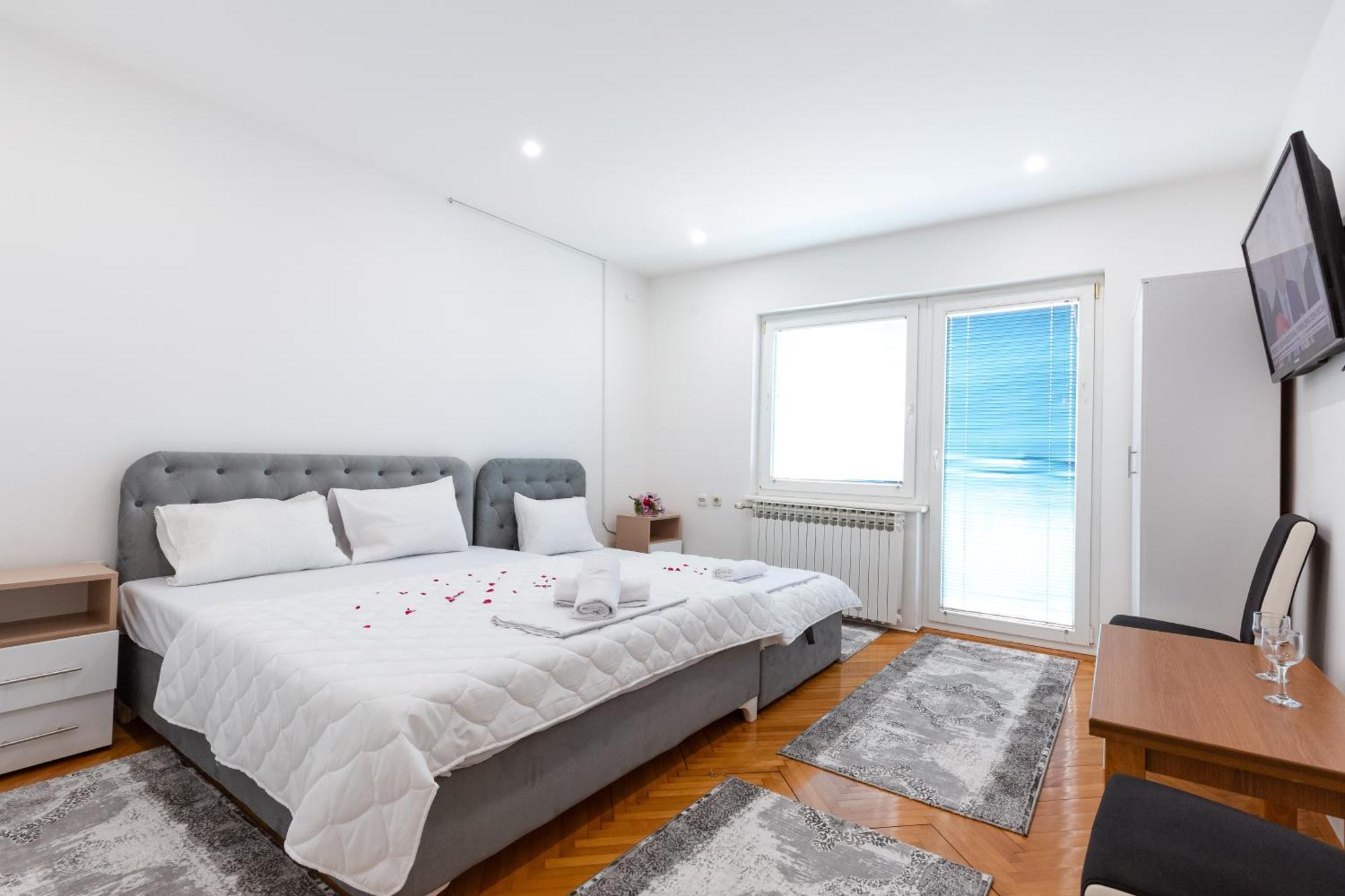 Evergreen Apartments Visoko Kültér fotó